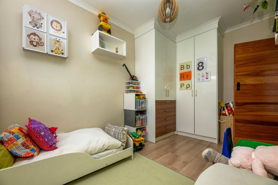 To Let 2 Bedroom Property for Rent in Mouille Point Western Cape